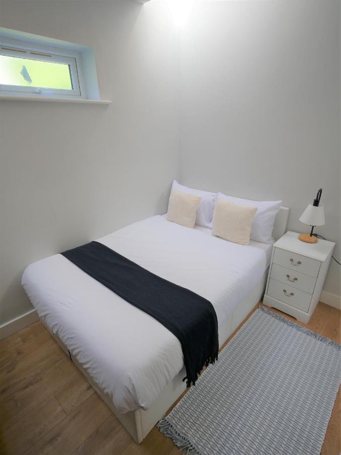Turay Court Holiday Apartments Борнмът Екстериор снимка