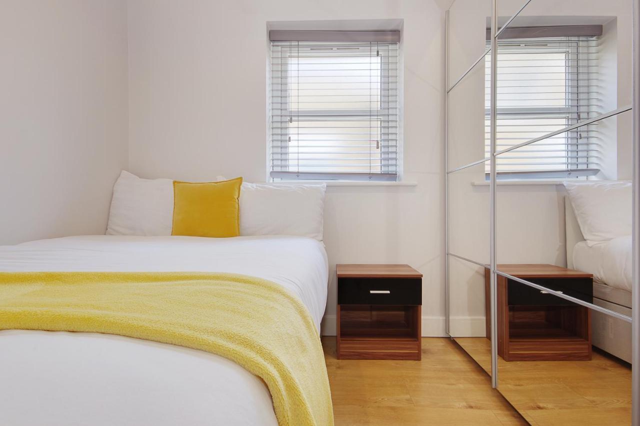 Turay Court Holiday Apartments Борнмът Екстериор снимка