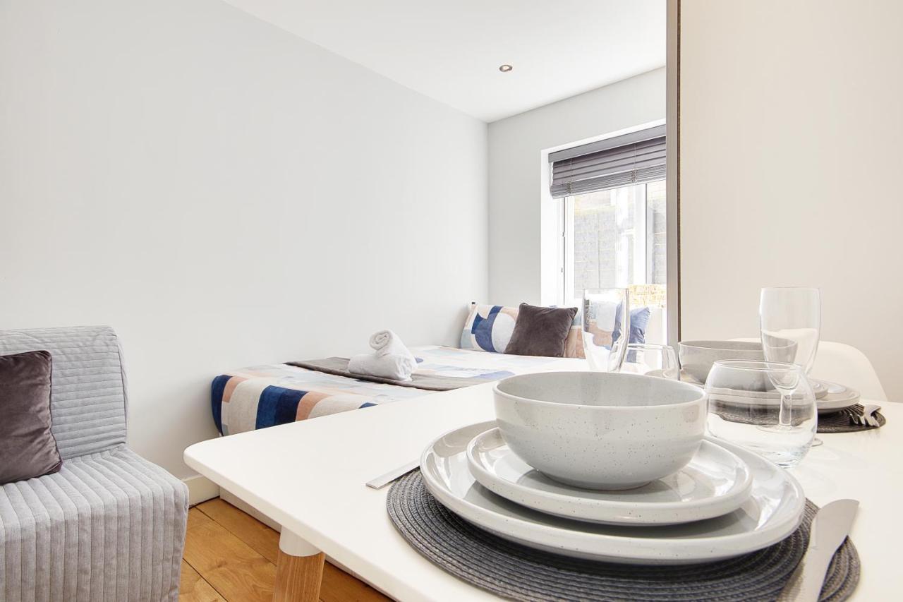 Turay Court Holiday Apartments Борнмът Екстериор снимка