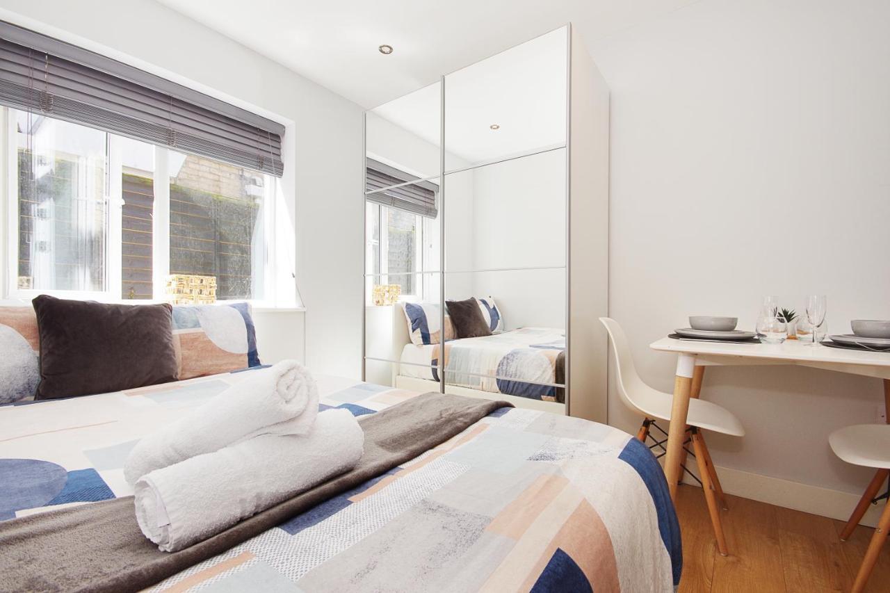 Turay Court Holiday Apartments Борнмът Екстериор снимка
