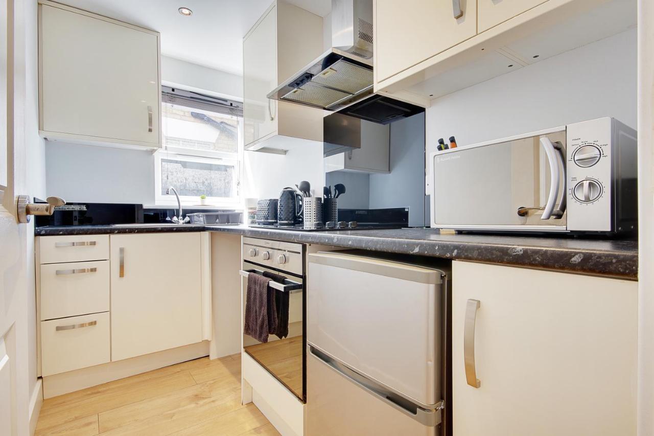 Turay Court Holiday Apartments Борнмът Екстериор снимка