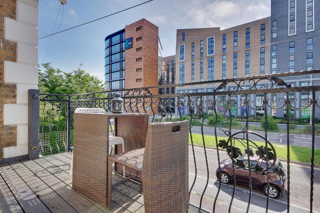 Turay Court Holiday Apartments Борнмът Екстериор снимка