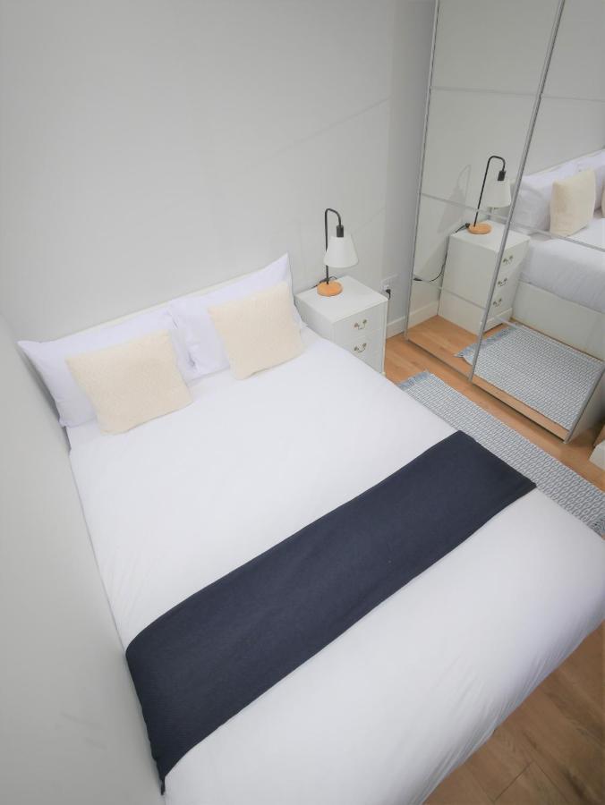 Turay Court Holiday Apartments Борнмът Екстериор снимка