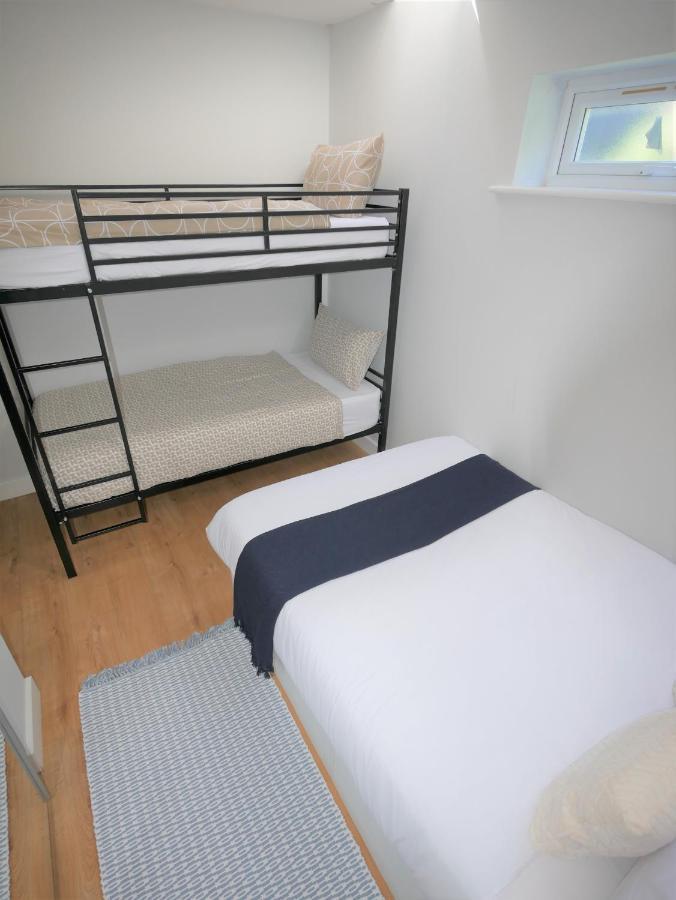 Turay Court Holiday Apartments Борнмът Екстериор снимка